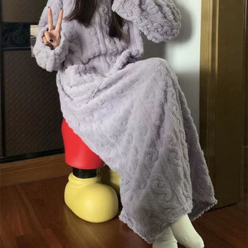 Women's Coral Fleece Nightgown With Pockets, Long And Soft
