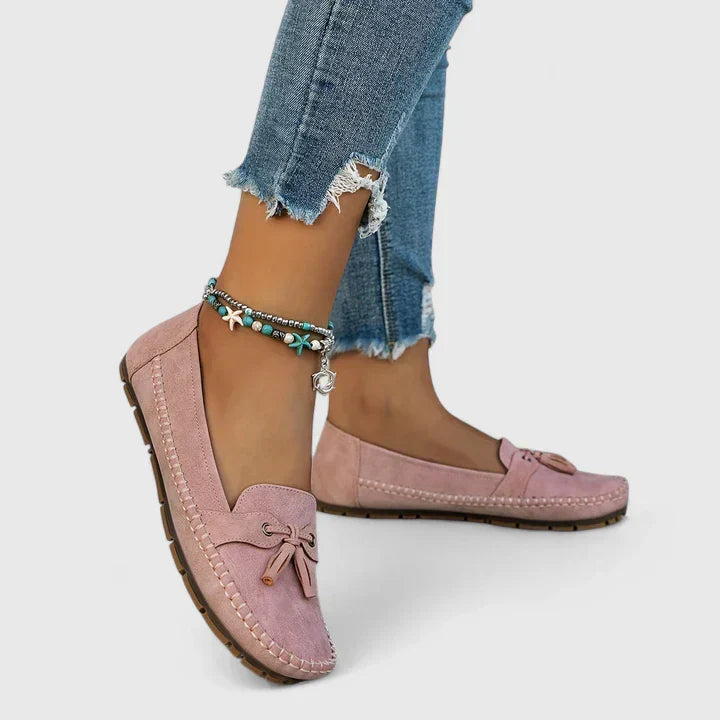 Women's Leather Loafers with Moccasin Stitch Detail for Everyday Wear
