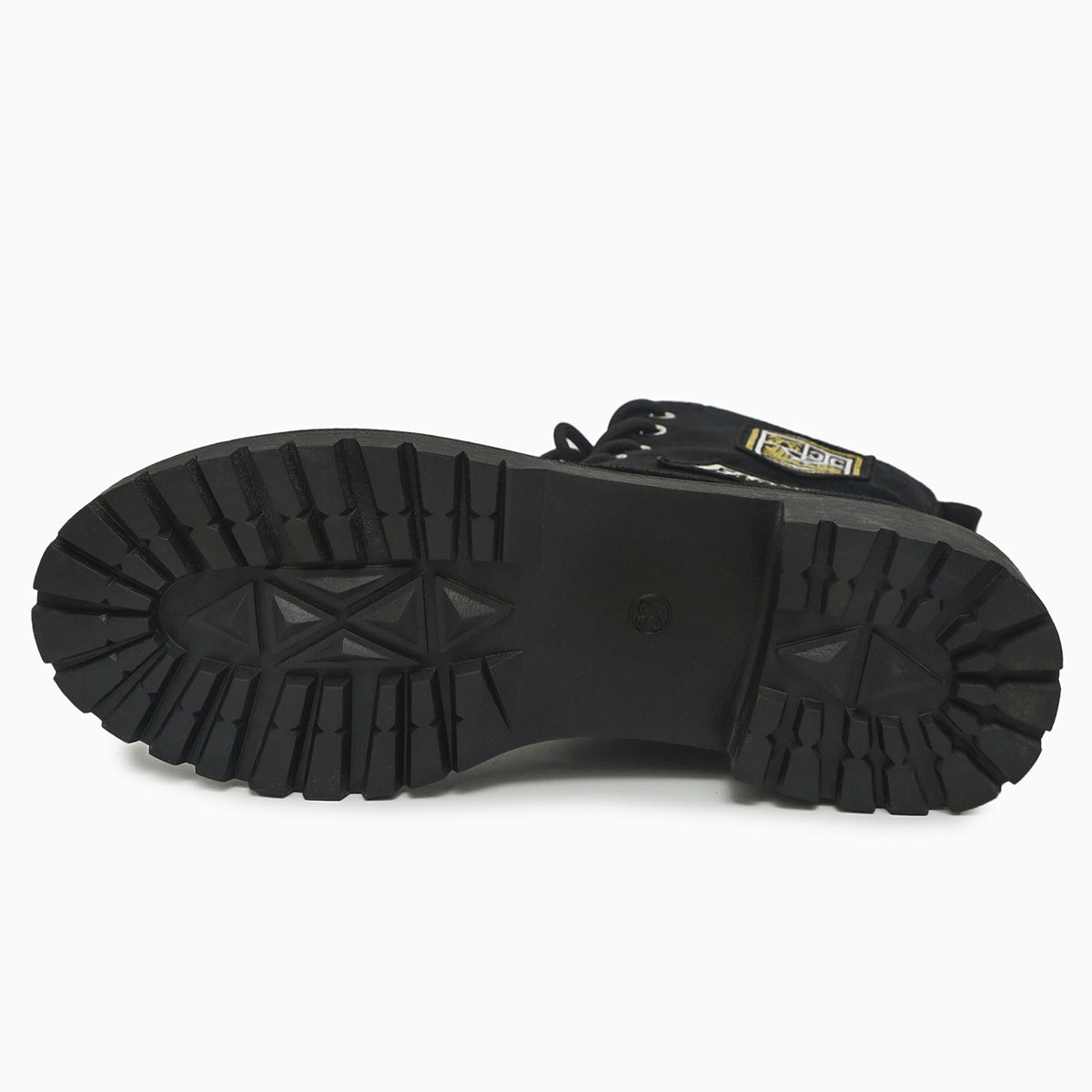 Lace-up chunky heel boots with round toe and grippy rubber sole