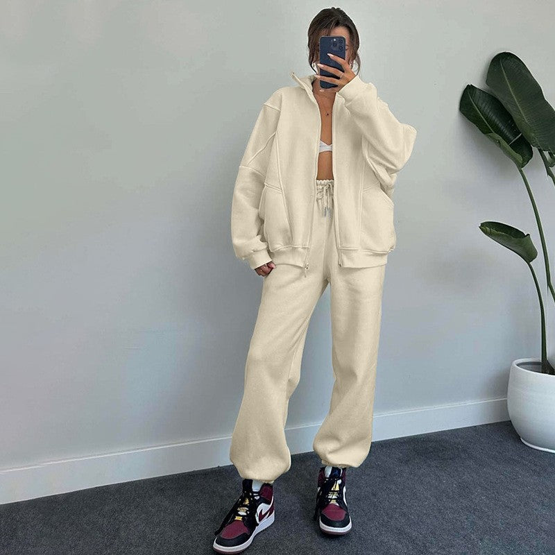 Two-piece tracksuit with zip-up jacket and drawstring trackies