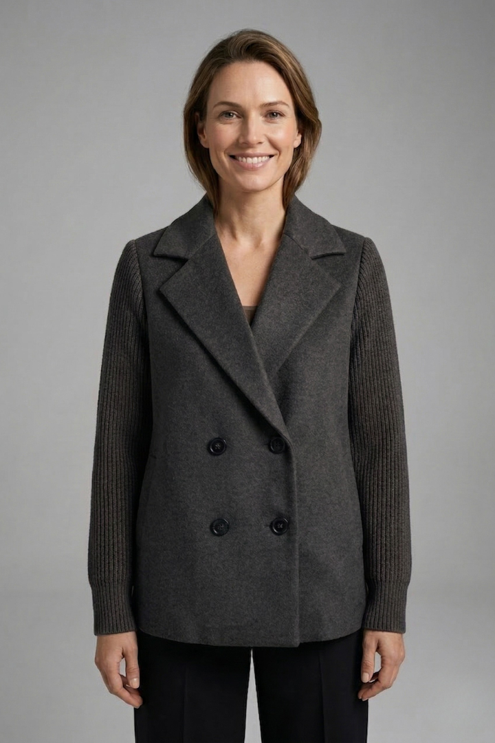 Women’s Blazer with Lapel Collar and Button Closure
