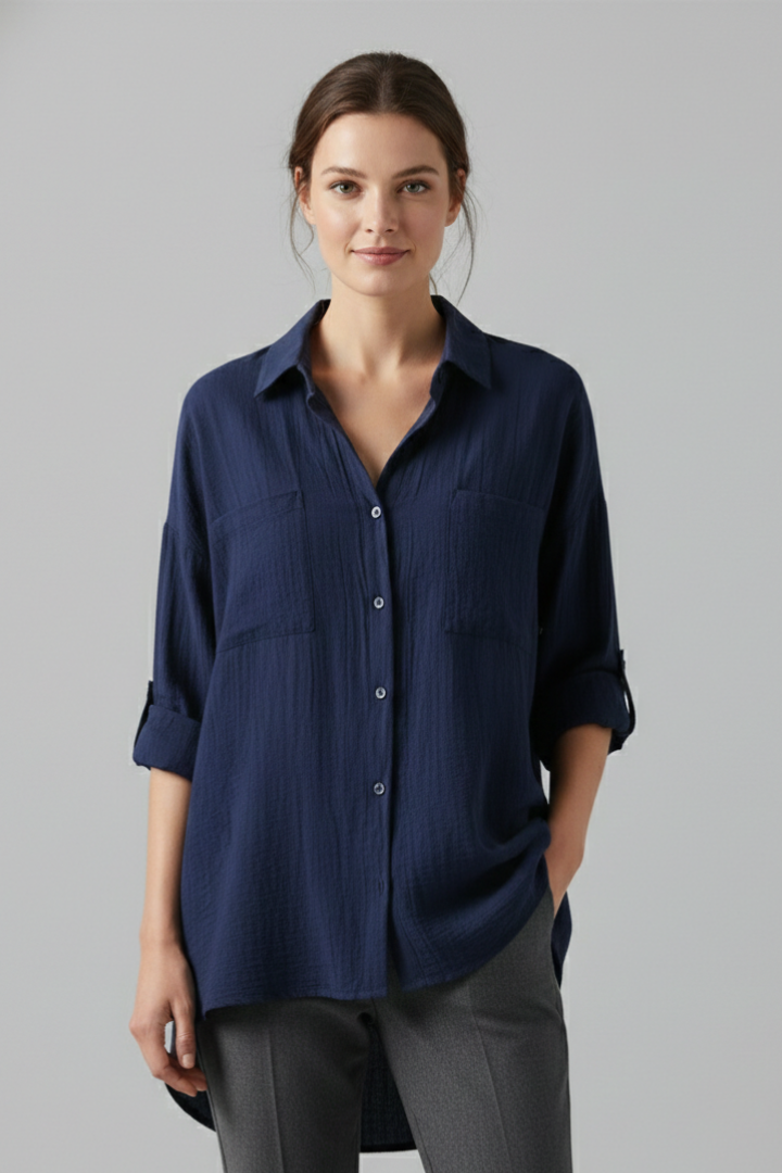 Women’s Blouse with Collar and Button Fastening