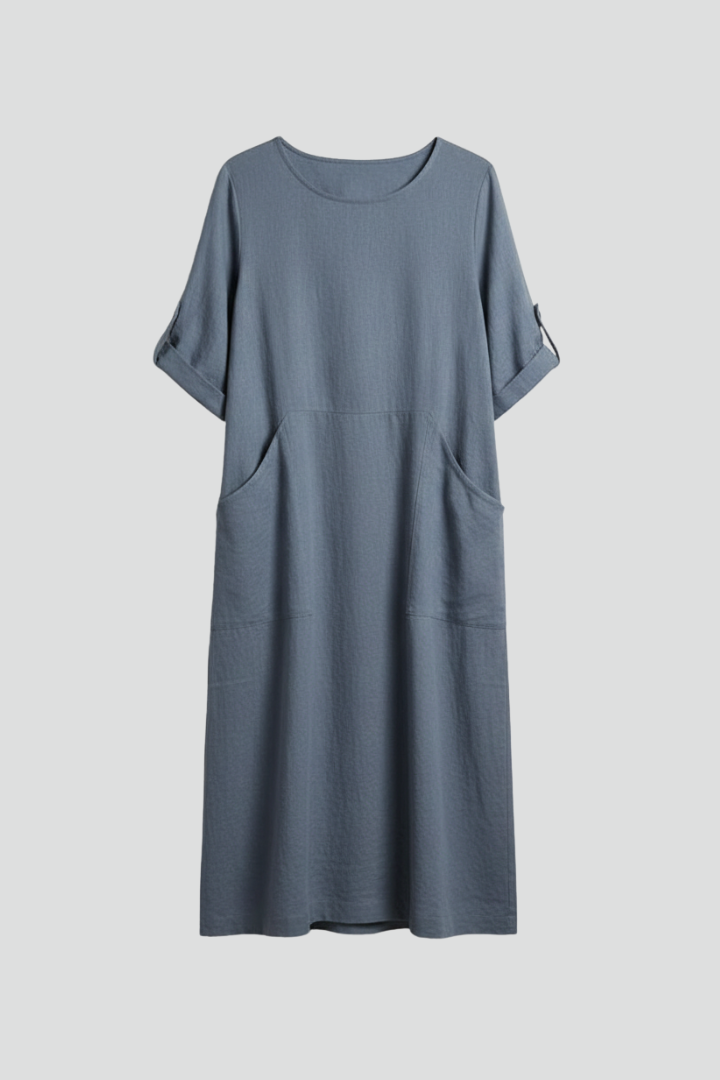 Women’s Dress with Round Neckline and Side Pockets