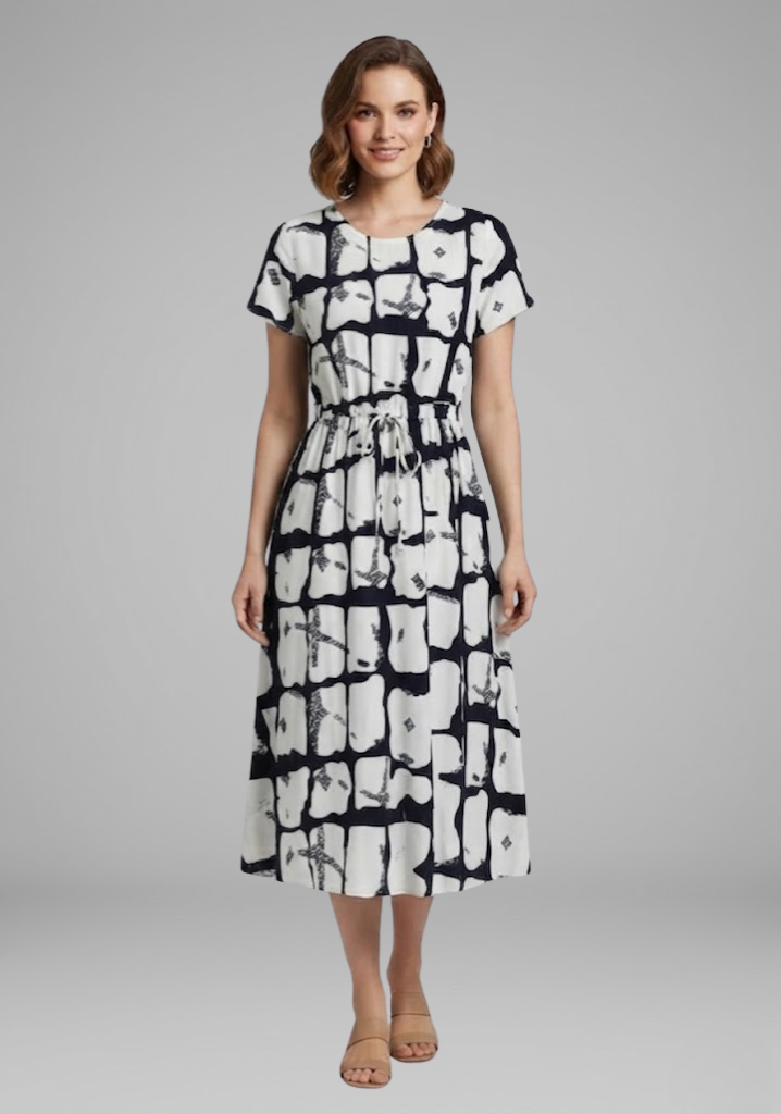 Women’s Dress with Round Neckline and Waist Tie