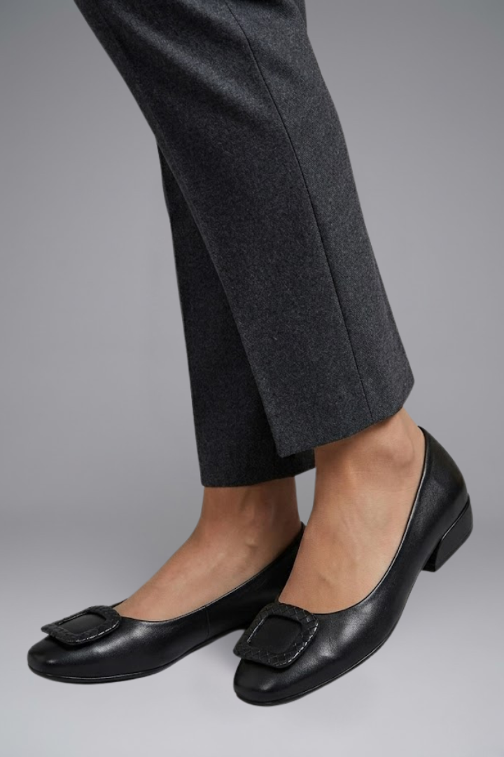 Women's Leather Ballerina Shoes with Orthopaedic Insole and Flat Sole