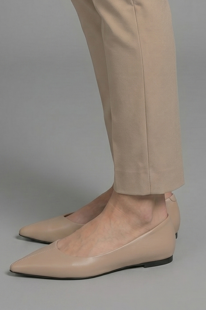 Women's Leather Ballet Flats with Slip-On for Everyday Wear