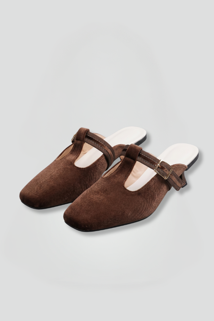 Women's Leather Flat Shoes with T Strap for Everyday Wear
