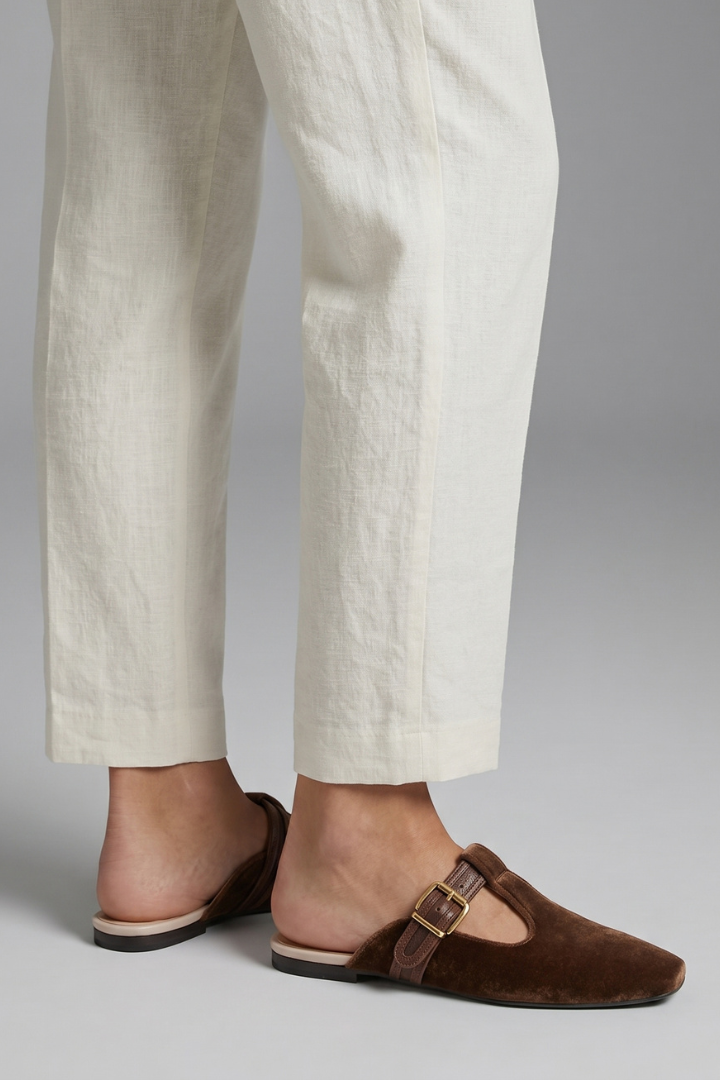Women's Leather Flat Shoes with T Strap for Everyday Wear