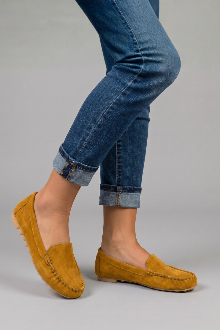 Women's Leather Loafers with Flat sole for Everyday Wear