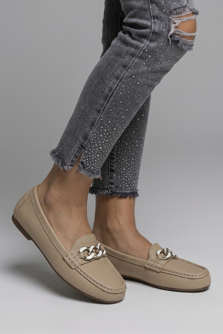 Women's Leather Loafers with Leather Upper for Everyday Wear