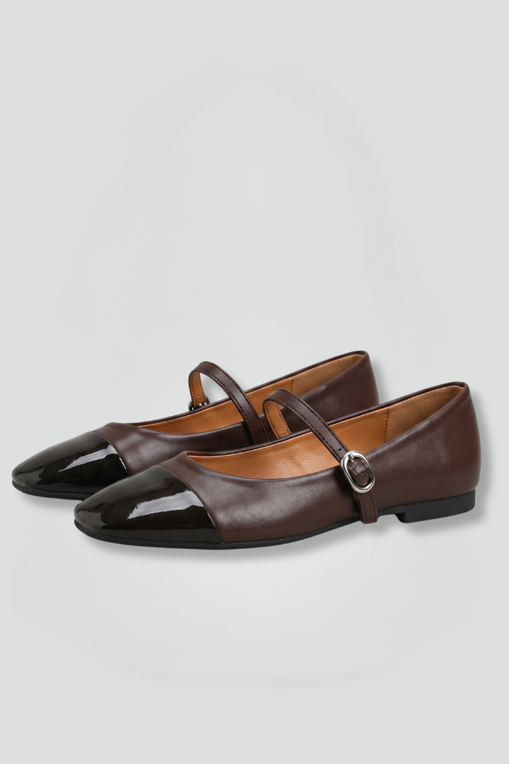 Women's Leather Mary Jane Flat Shoes with Buckle Closure for Everyday Wear