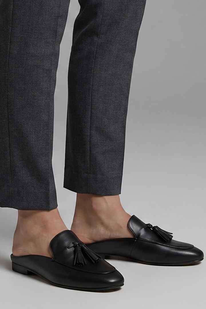 Women's Leather Mule Loafers with Slip-On Design for Everyday Wear