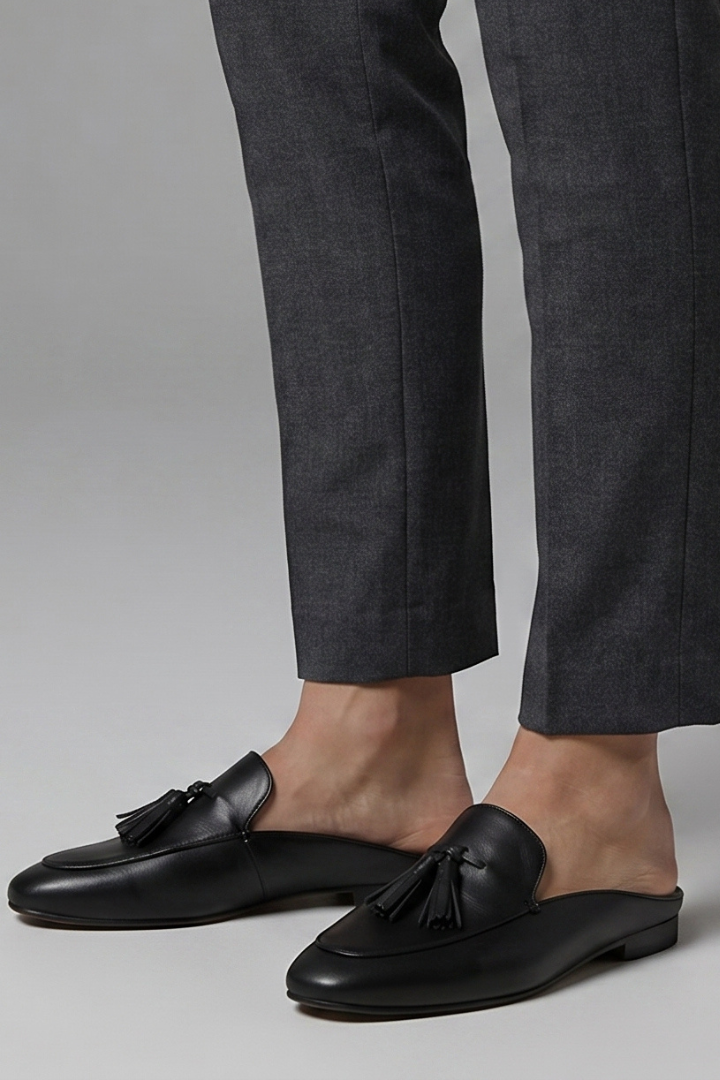 Women's Leather Mule Loafers with Slip-On Design for Everyday Wear