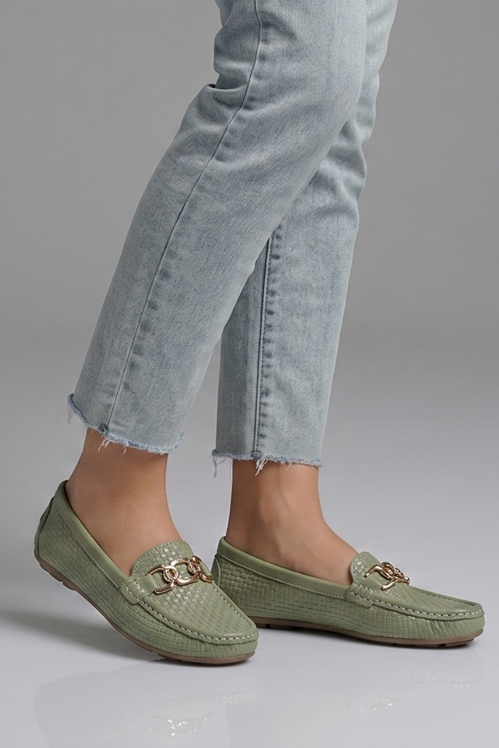 Women's Loafers with Textured Upper for Everyday Wear