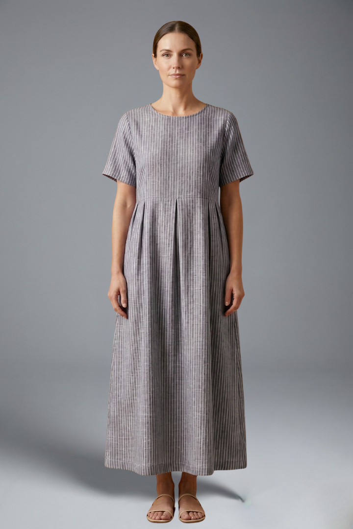 Women’s Maxi Dress with Pleated Waist and Side Pockets