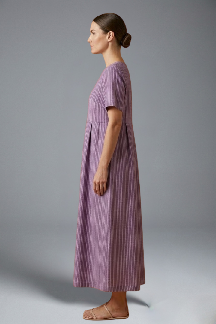 Women’s Maxi Dress with Pleated Waist and Side Pockets