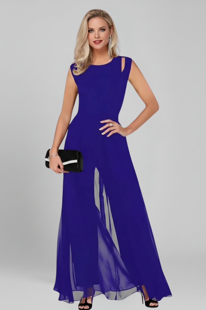 Women’s Maxi Dress with Sleeveless Cut and Side Slit