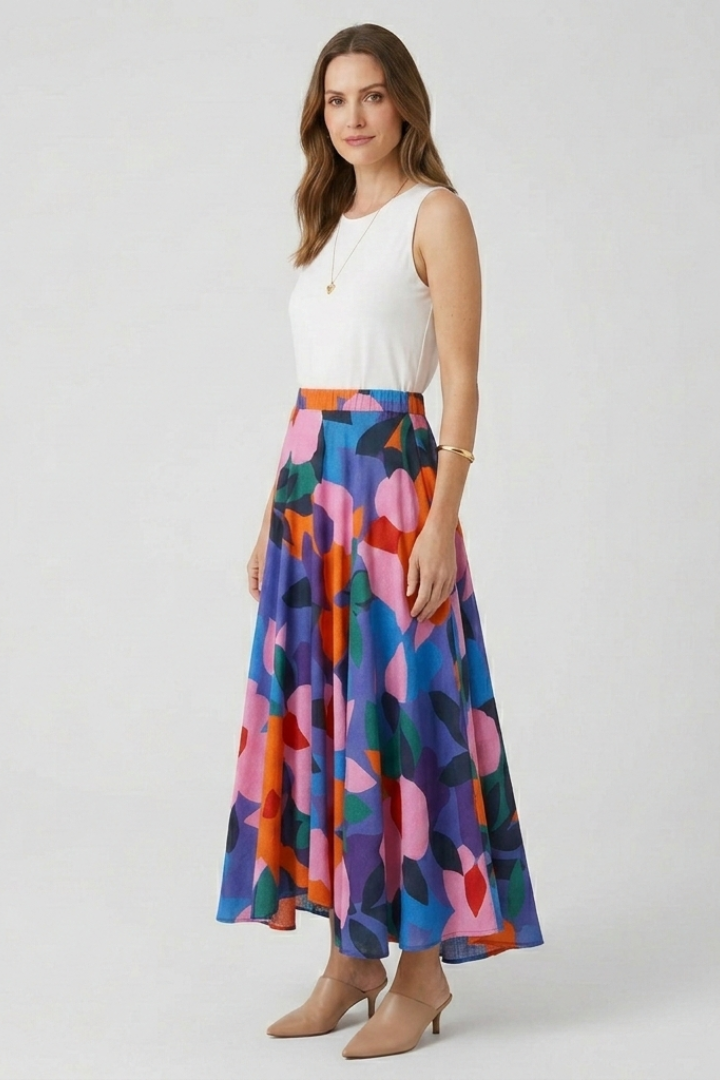 Women’s Maxi Skirt with Elastic Waist and Graphic Print