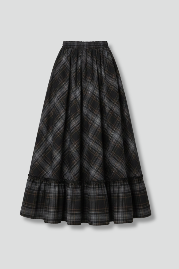 Women’s Maxi Skirt with High Waist and Plaid Pattern