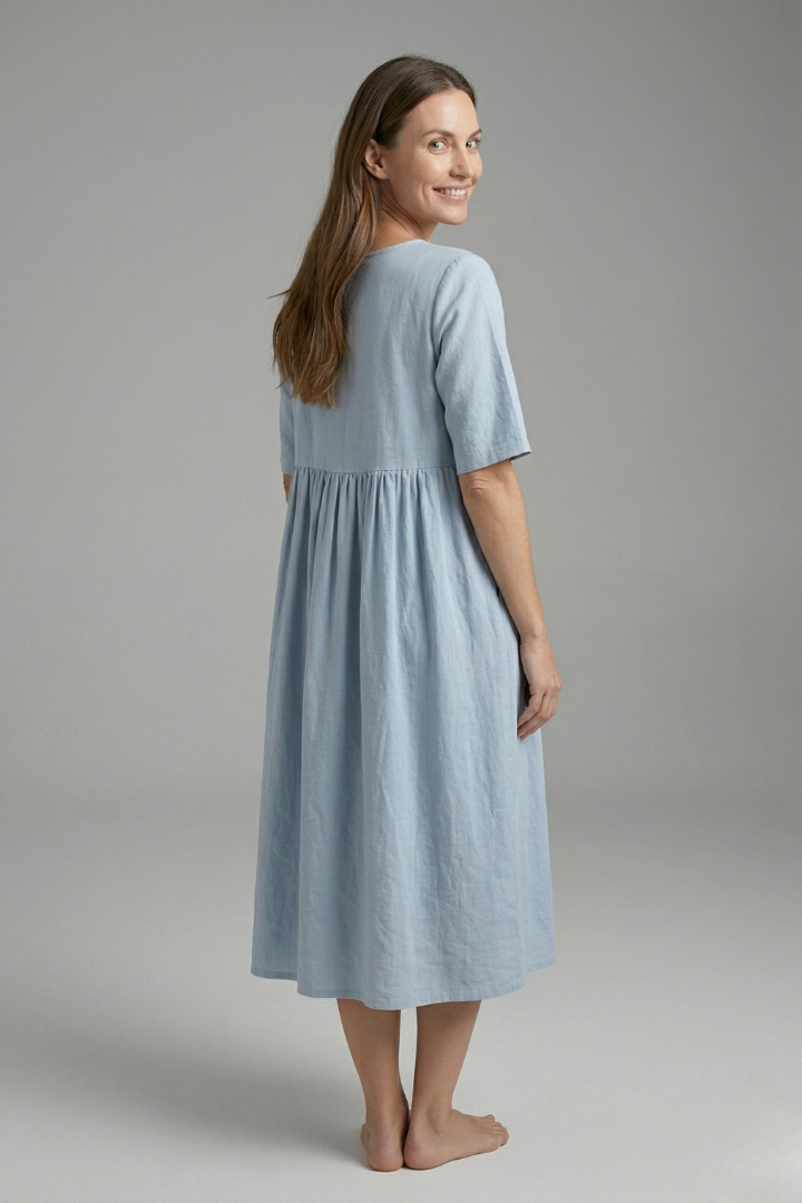 Women’s Midi Dress with Round Neck and Short Sleeves