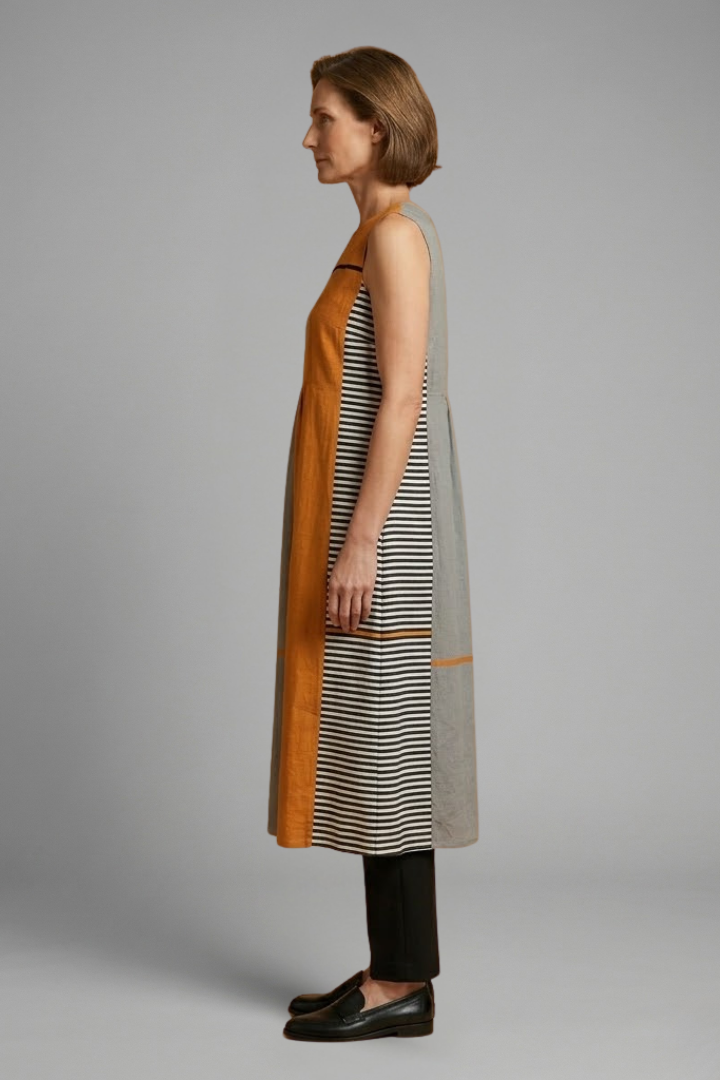 Women’s Midi Dress with Sleeveless Design and Linen Blend