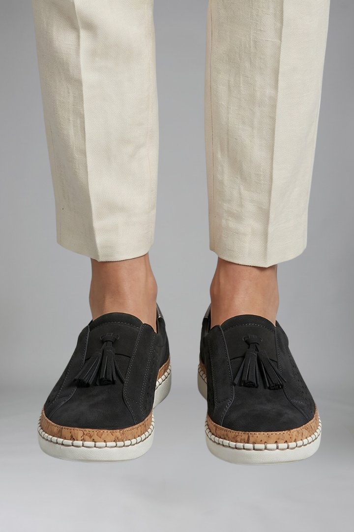 Women's Orthopaedic Trainers with Flat Sole for Everyday Wear