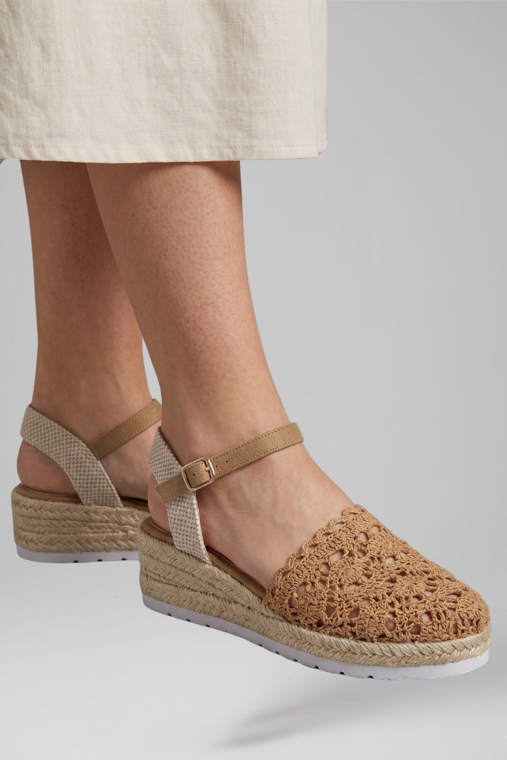 Women's Platform Sandals with Woven Upper and Cushioned Sole