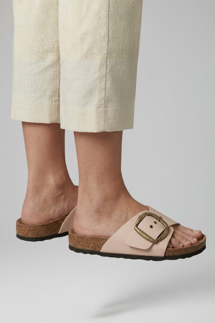 Women's Sandals with Buckle Fastening and Textured Sole