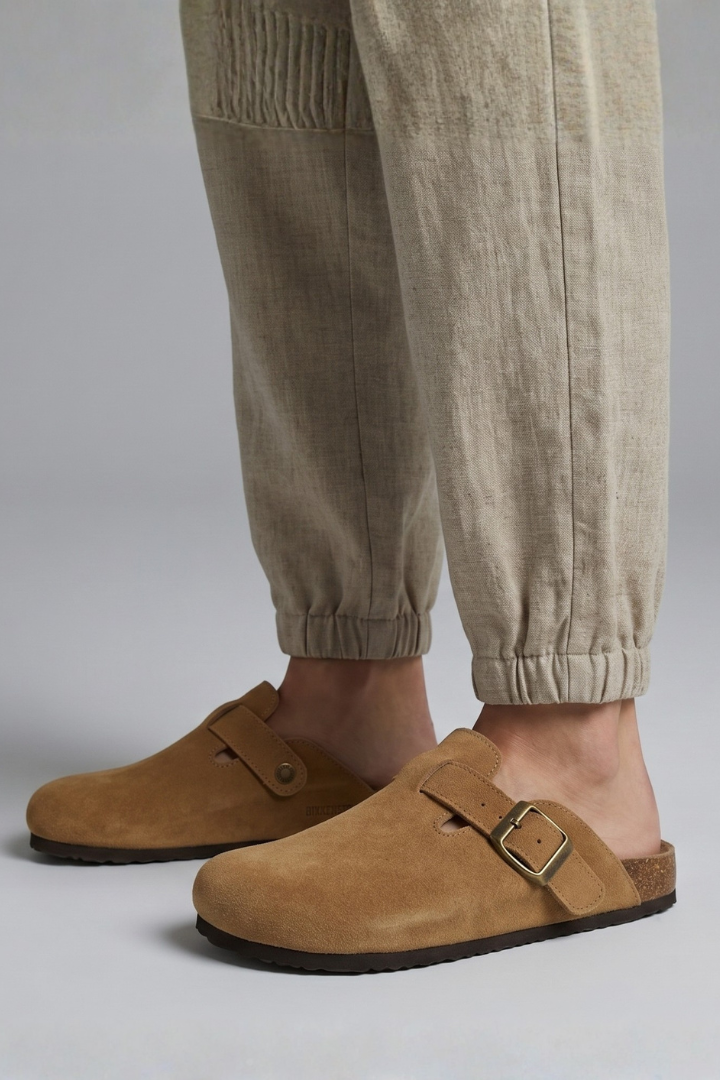 Women's Sandals with Suede Clogs for Everyday Wear