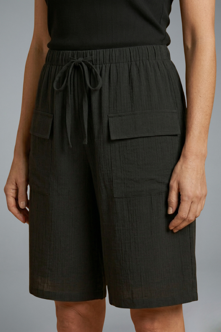 Women’s Shorts with Elasticated Waistband and Drawstring