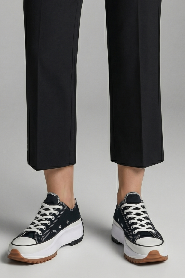 Women's Trainers with Leather Platform Sole for All-Season Wear