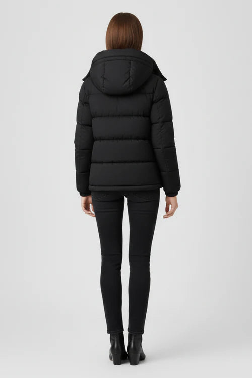 Women’s Down Jacket with Insulation and Secure Fit