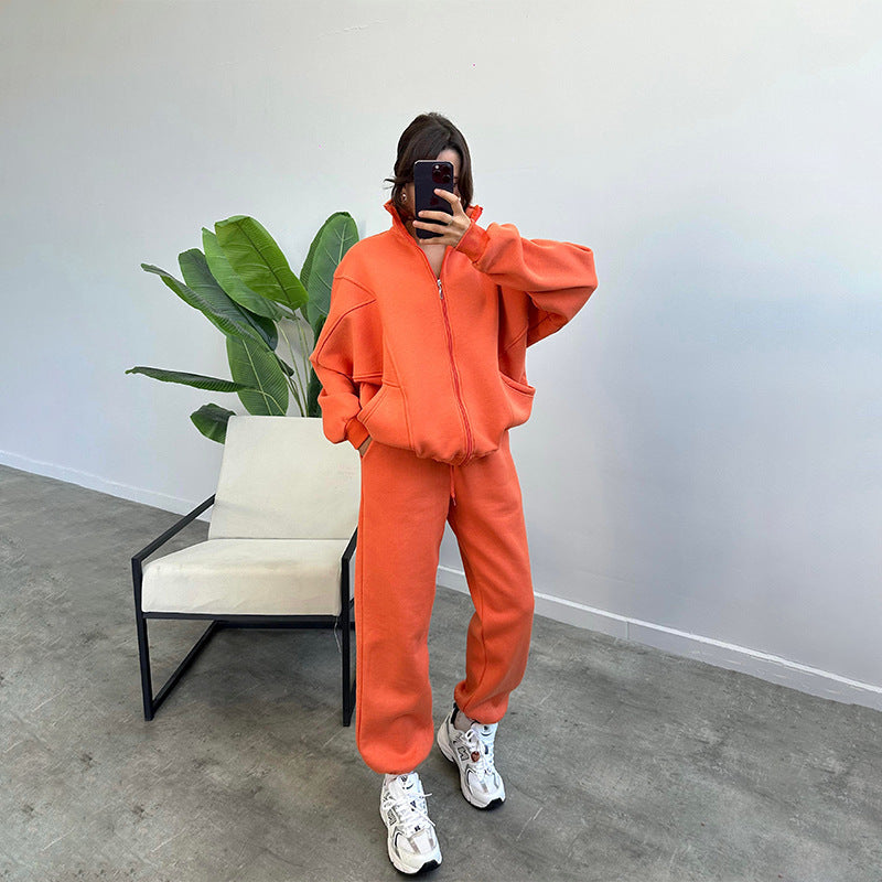 Two-piece tracksuit with zip-up jacket and drawstring trackies