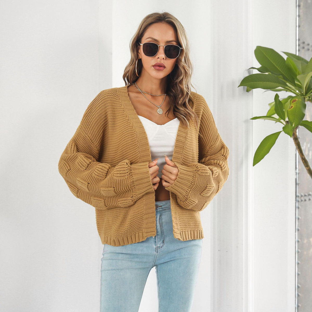 Cropped chunky cardigan with puff sleeves