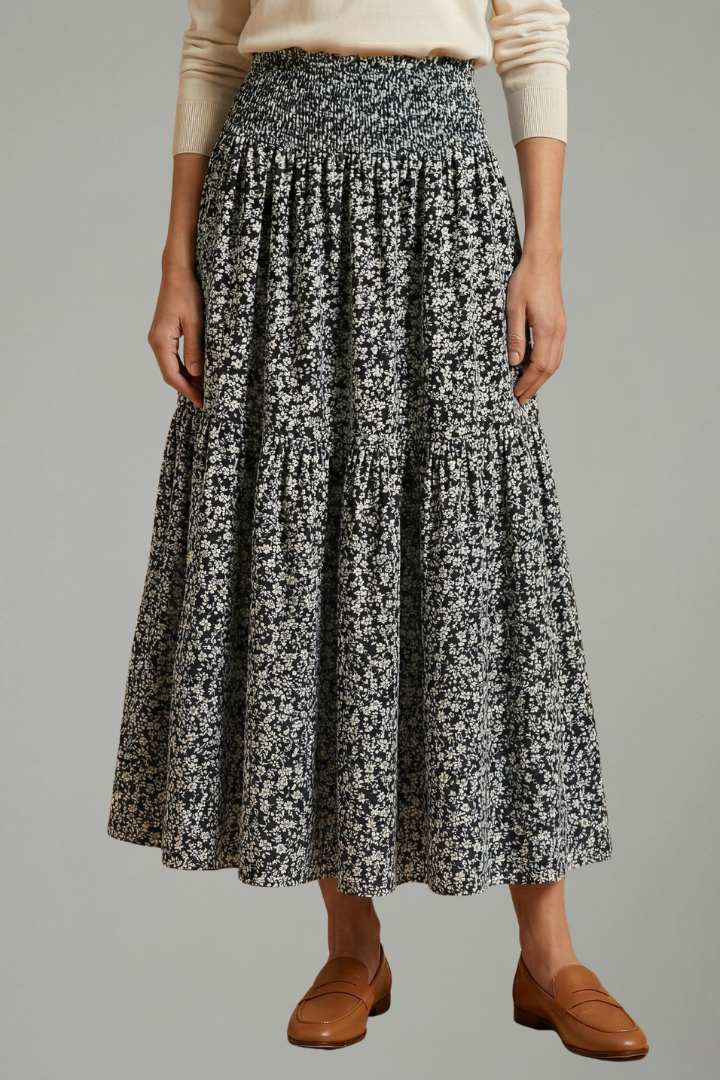 Women’s Skirt with Elastic Waistband and Floral Pattern