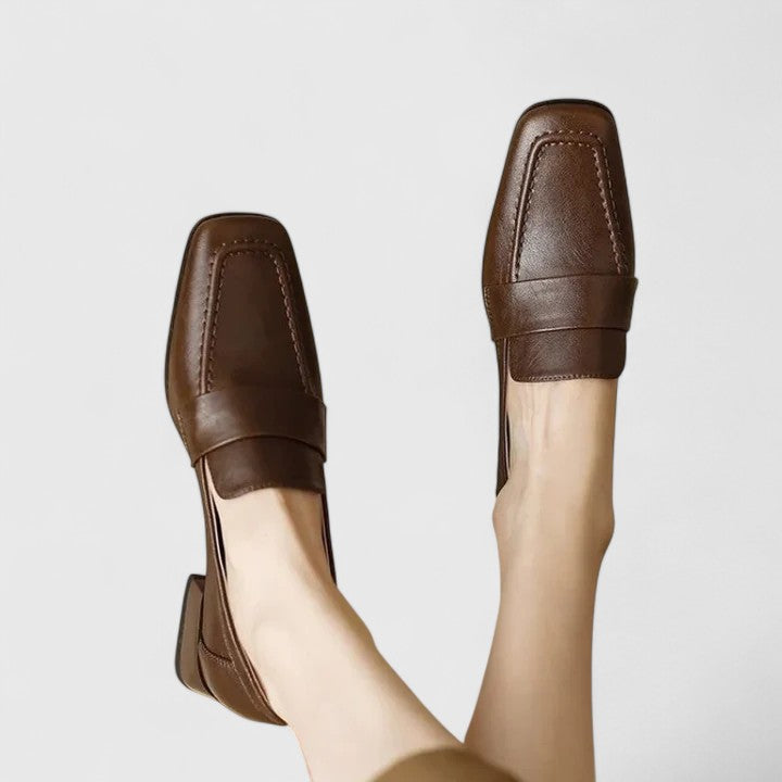 Women's Orthopaedic Low-Heeled Loafers with Slip-On Design for All-Day Comfort