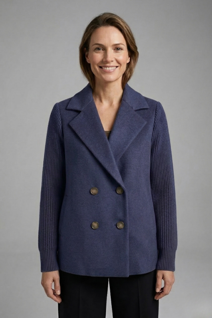 Women’s Blazer with Lapel Collar and Button Closure
