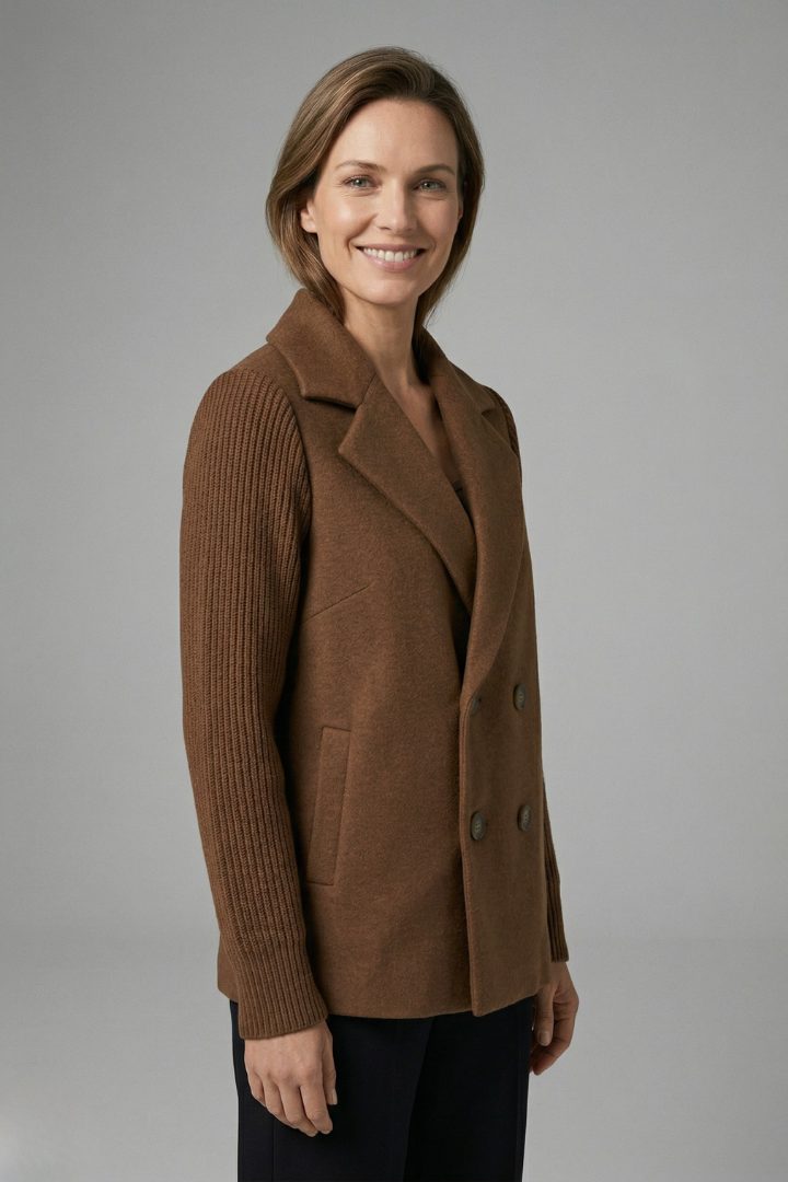 Women’s Blazer with Lapel Collar and Button Closure