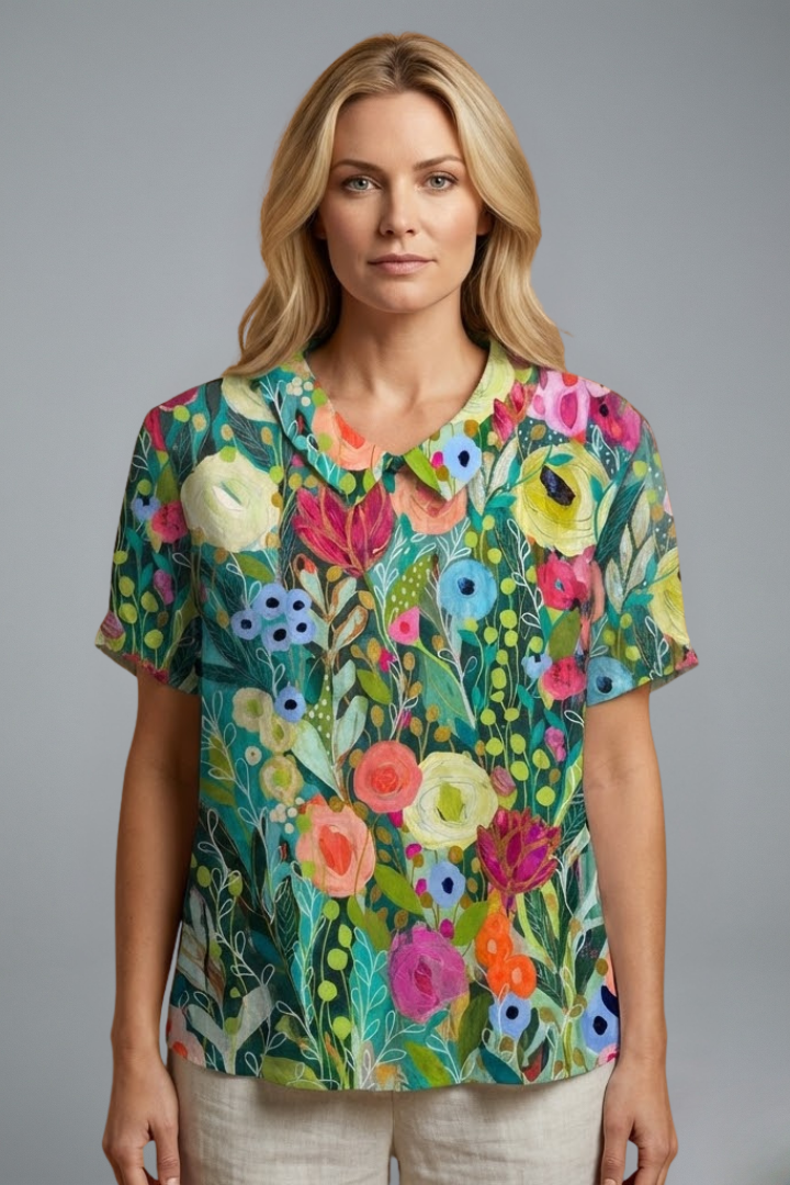 Women’s Blouse with Floral Pattern and Short Sleeves