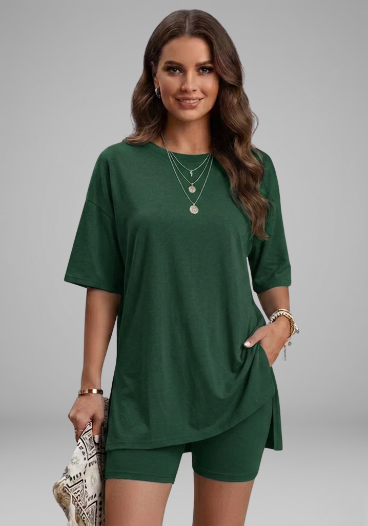 Women’s Casual Two-Piece Set with Oversized Round-Neck Top and Biker Shorts
