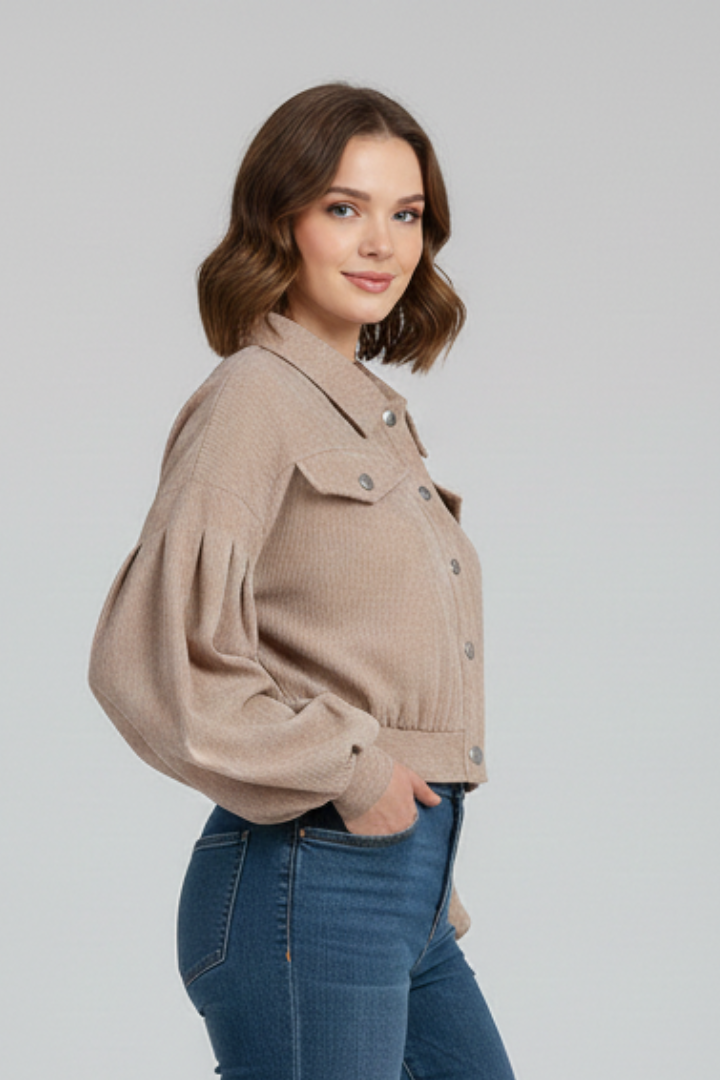 Women’s Cropped Jacket with Zip Closure