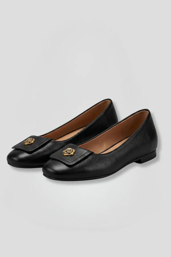 Women's Flat Shoes with Slip-On Design for Everyday Wear