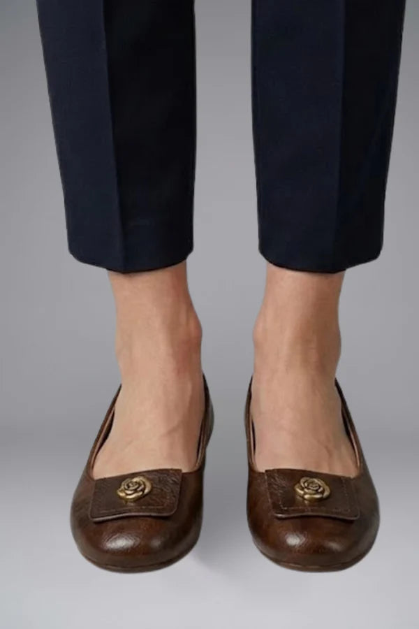 Women's Flat Shoes with Slip-On Design for Everyday Wear