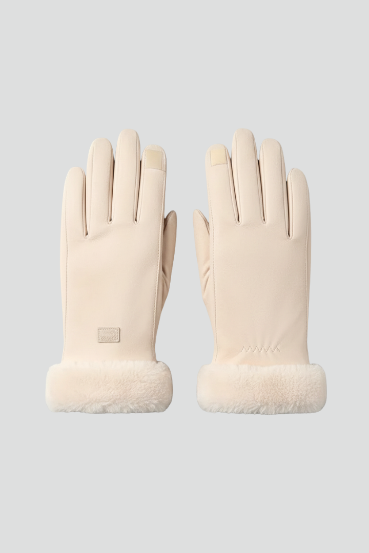 Women’s Gloves with Lined Interior and Folded Cuffs