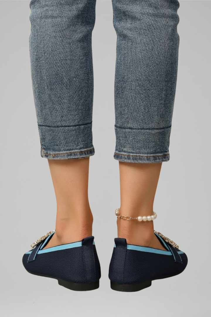 Women's Loafers with Decorative Buckle for Everyday Wear