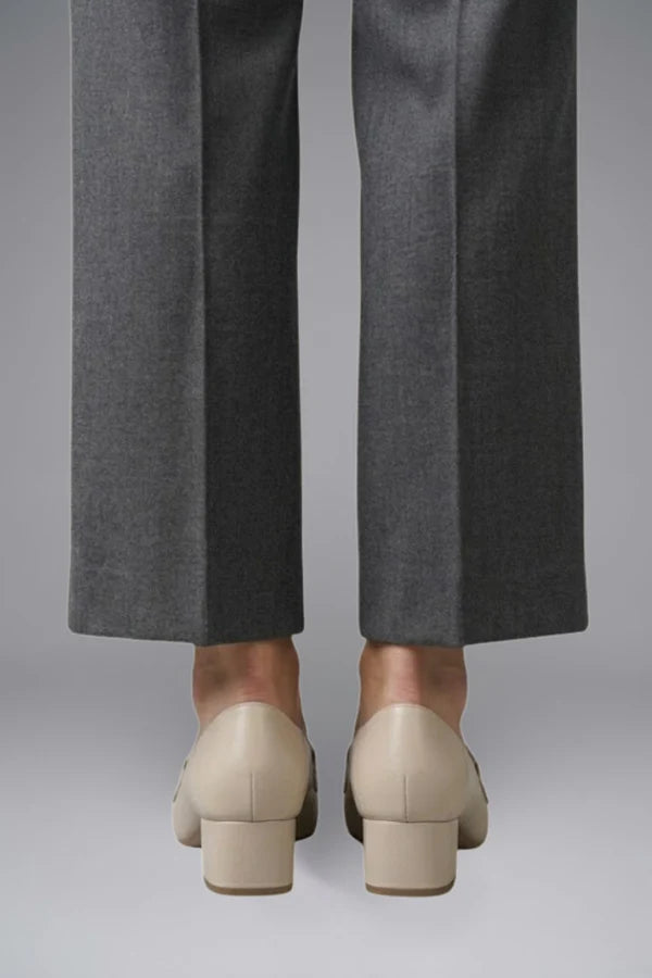 Women's Loafers with Slip-On Design for All-Season Wear
