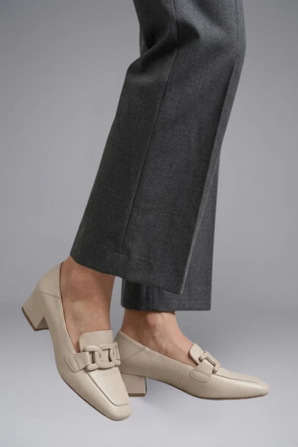 Women's Loafers with Slip-On Design for All-Season Wear