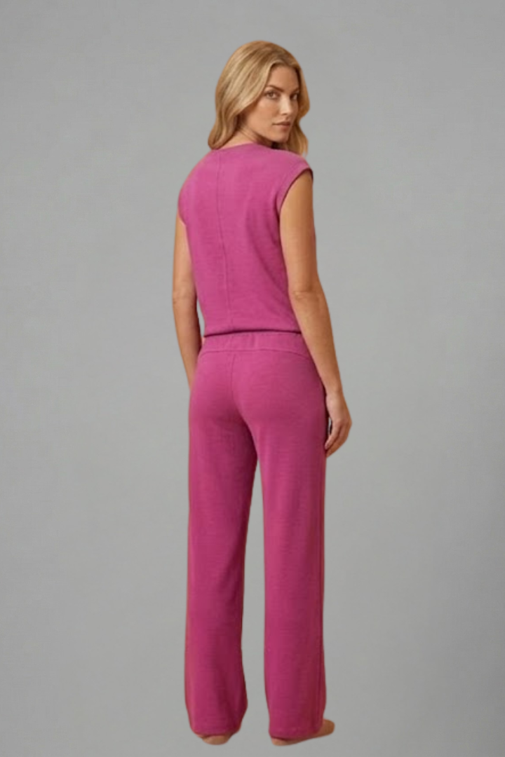 Women’s Loungewear Set with Elastic Waistband and Short Sleeves