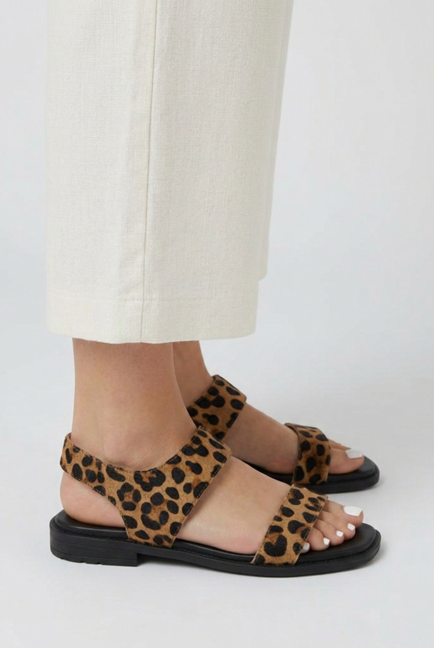 Women’s Leopard-Print Flat Sandals with Slingback Strap