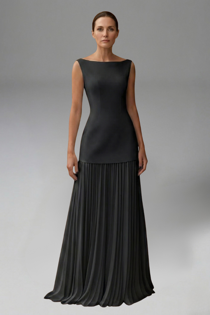 Women’s Maxi Dress with Pleated Skirt and Sleeveless Design
